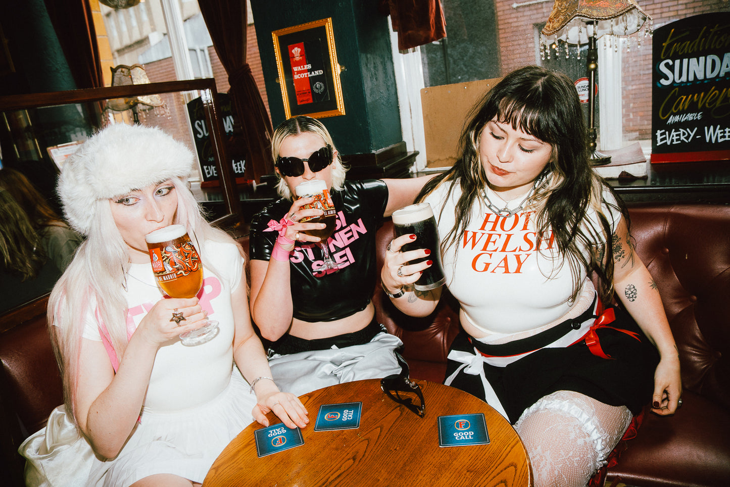 FINLEY'S HOUSE X MYTHSNTITS BABY TEE